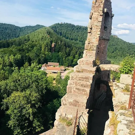 Апартаменты De La Vallee