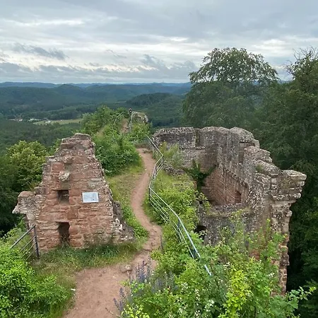 De La Vallee