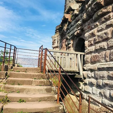 De La Vallee Apartment