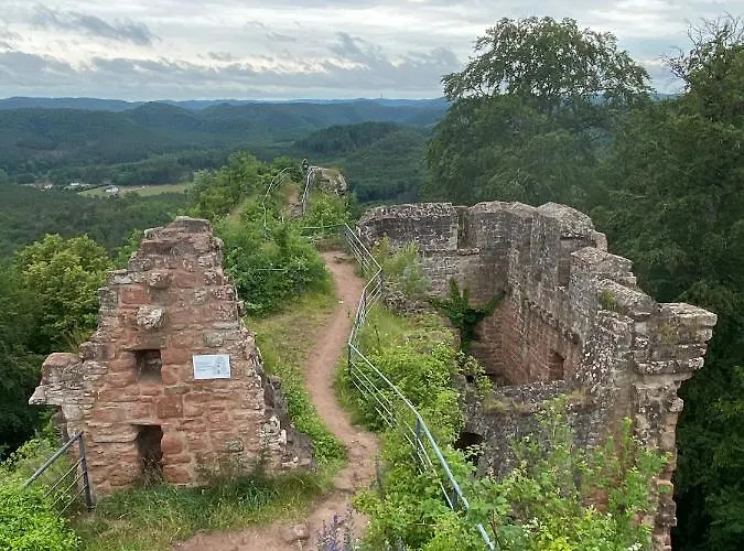 De La Vallée
